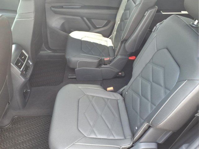 New 2026 Pure Gray Volkswagen SE w/Technology 4M image 14