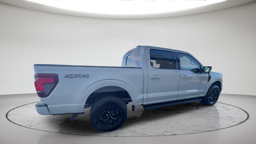 New 2026 Avalanche Ford XLT image 6