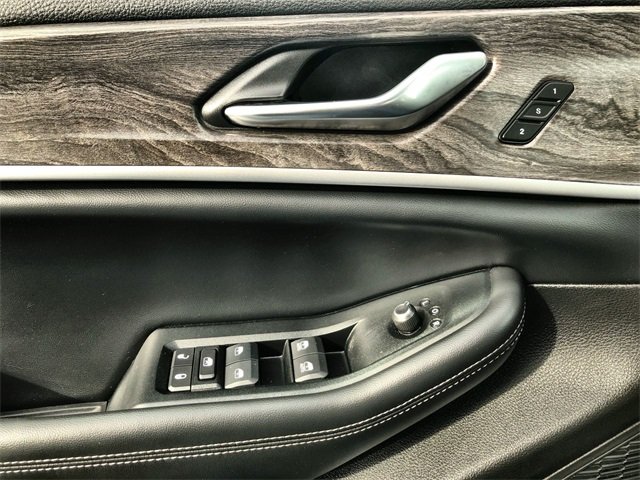 2024 Jeep Grand Cherokee Limited photo 4