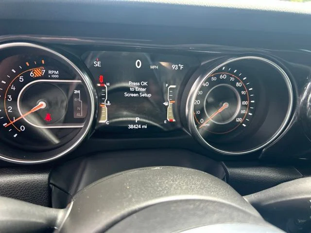 2023 Jeep Wrangler 4-Door Sahara Altitude - Photo 25