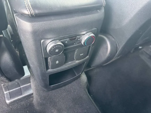 Used 2020 Red Ford XLT image 19