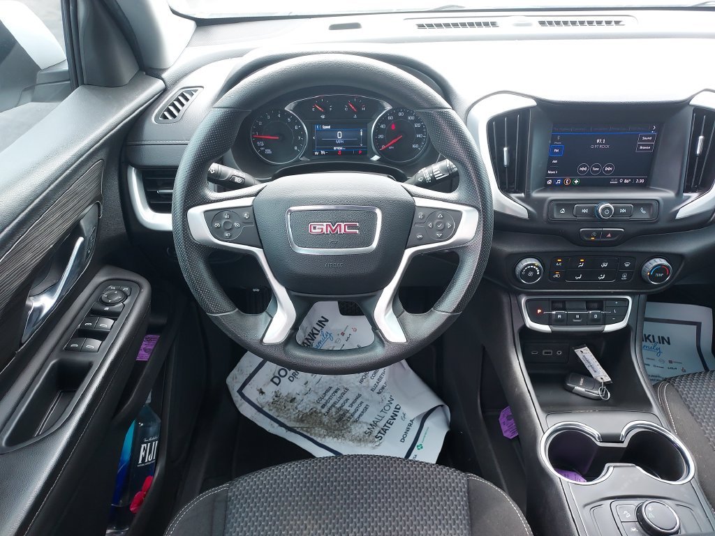 Used 2024 White GMC SLE image 16