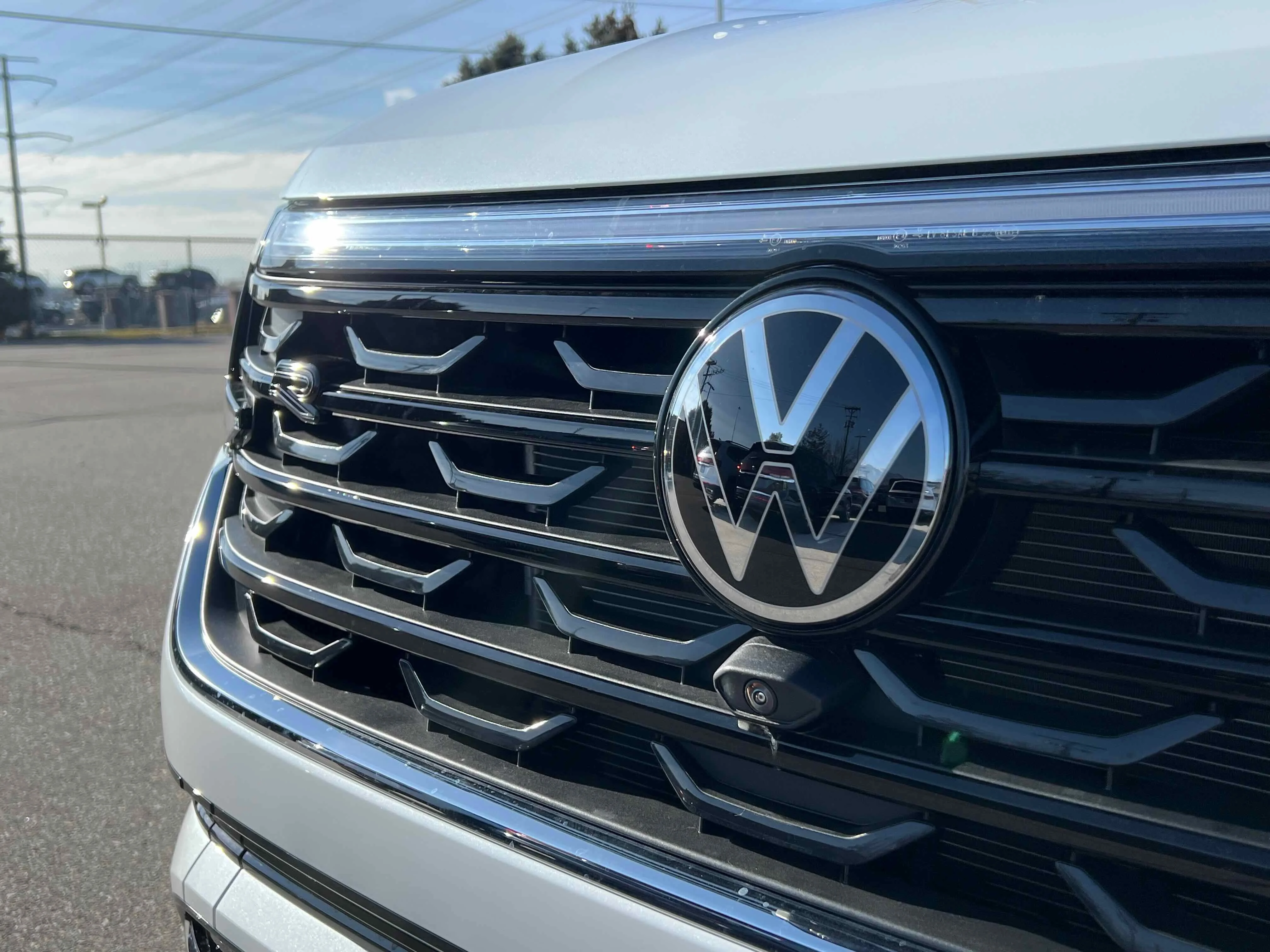 New 2026 Opal White Volkswagen 2.0T SEL Premium R-Line image 7