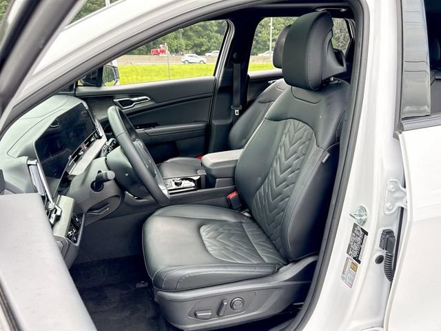 Used 2024 White Kia X-Line image 11