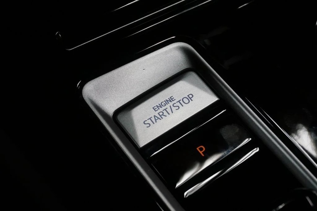 New 2026 Black Volkswagen 2.0T SE w/Technology image 21