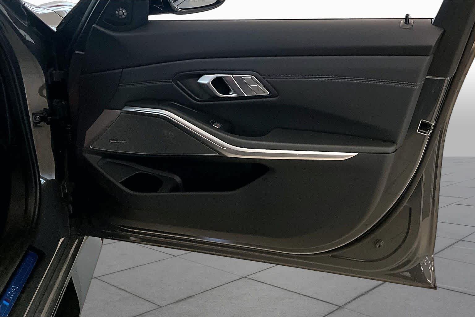 Used 2025 Dravit Grey Metallic BMW Competition image 22