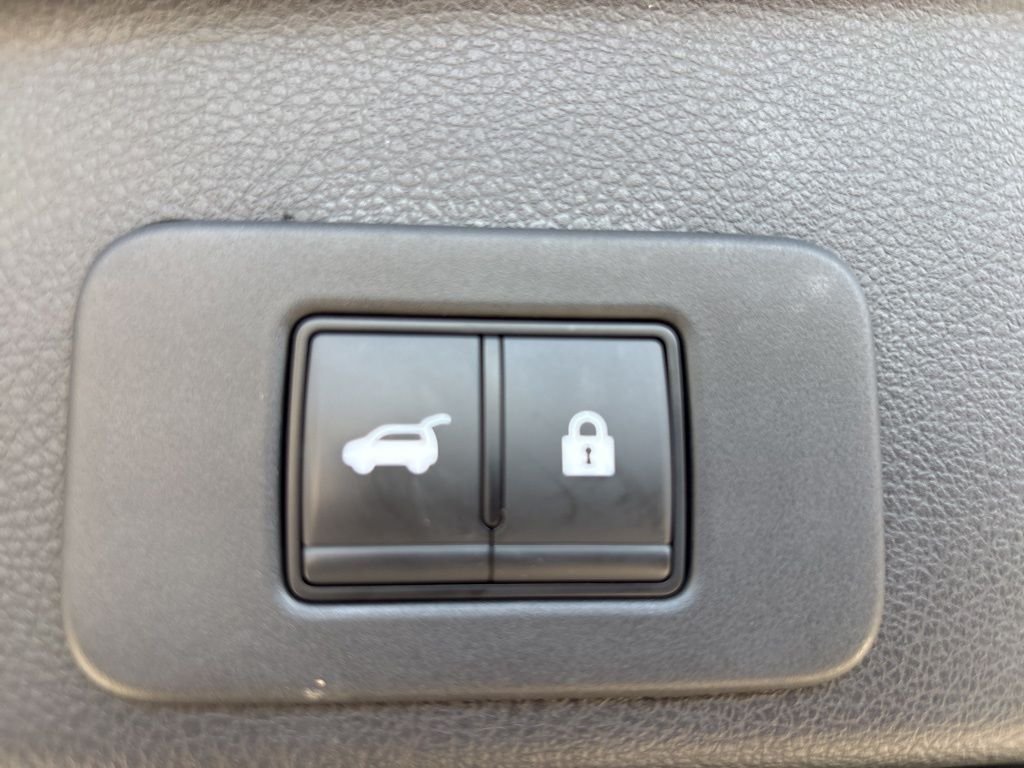 Used 2025 Black Nissan SL image 8
