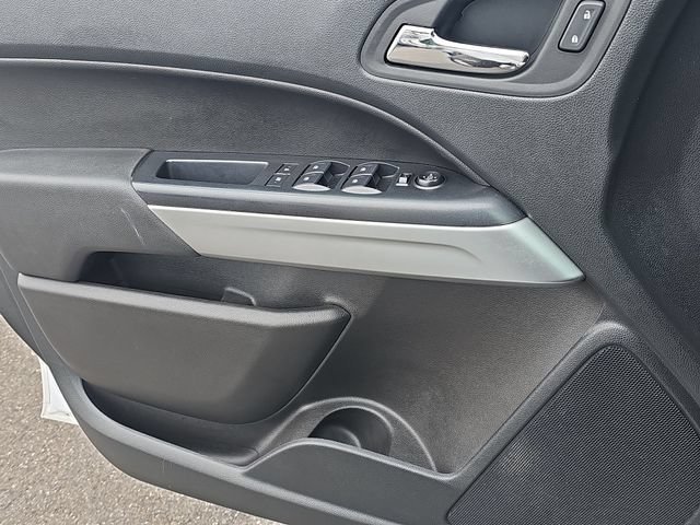 Used 2022 Summit White Chevrolet LT image 24