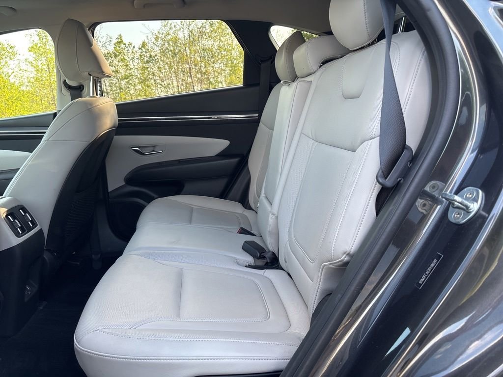 Used 2023 Gray Hyundai SEL image 16