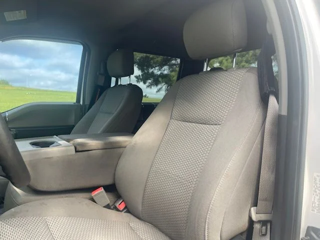 Used 2019 White Ford XL image 12