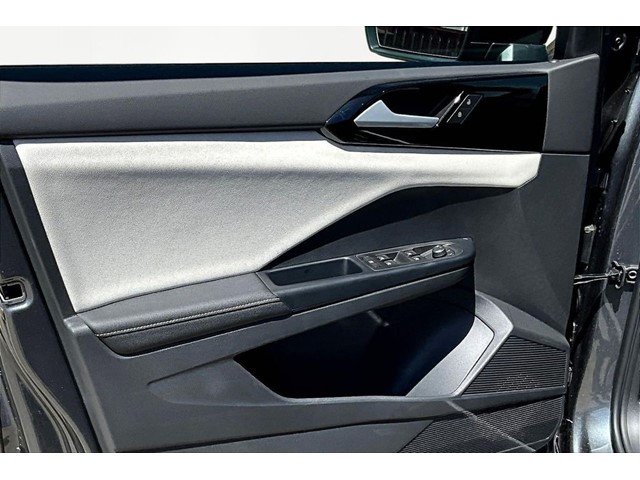 New 2026 Platinum Gray Metallic Volkswagen 1.5T S image 21