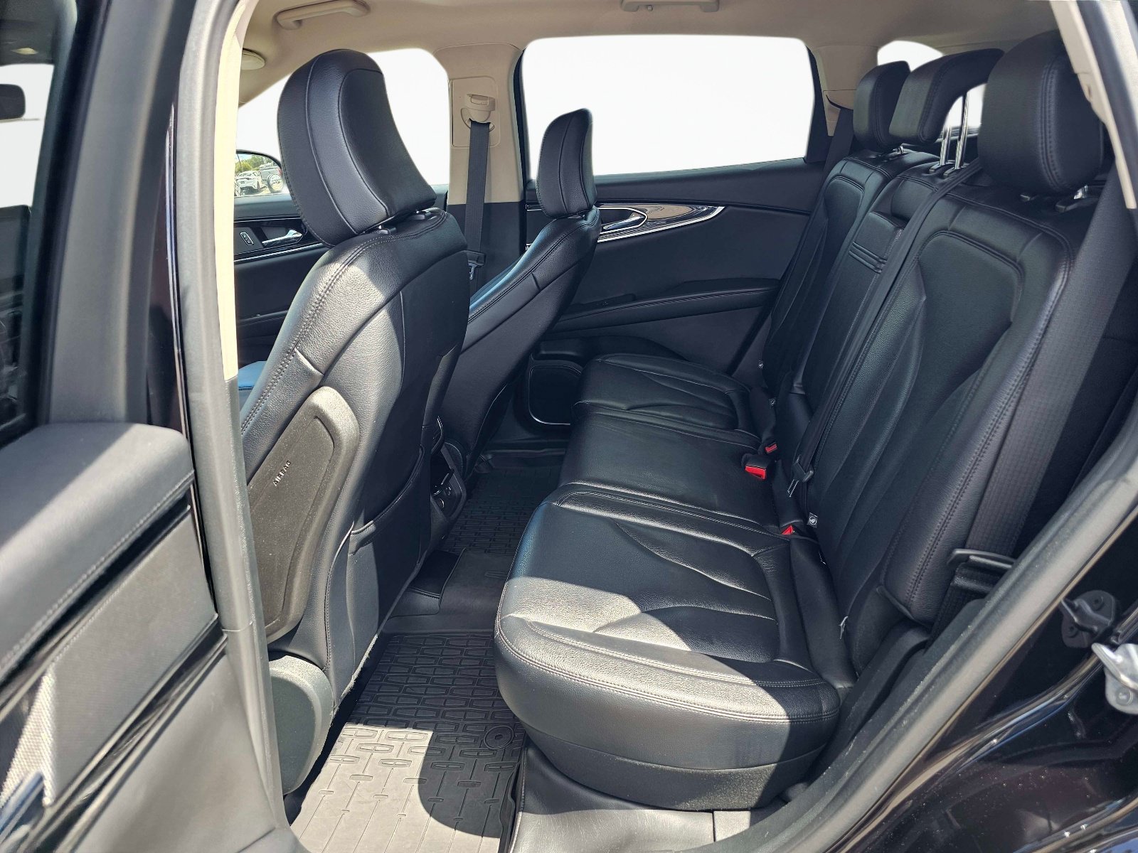 Used 2022  Lincoln Standard image 30