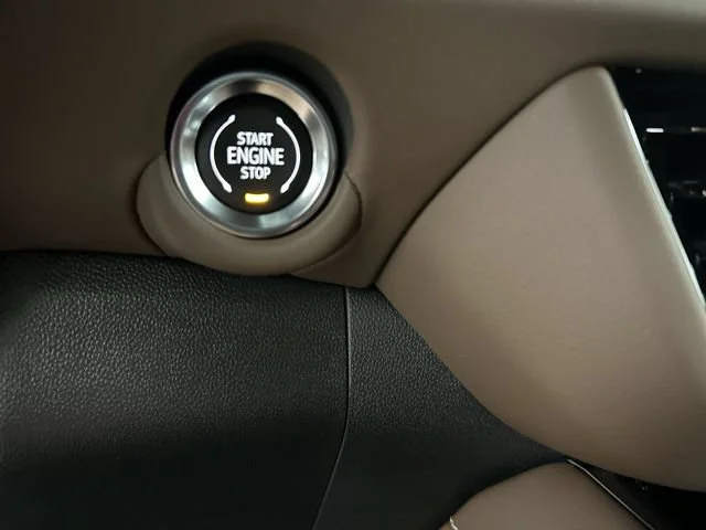 2026 Chevrolet Suburban High Country - Photo 14