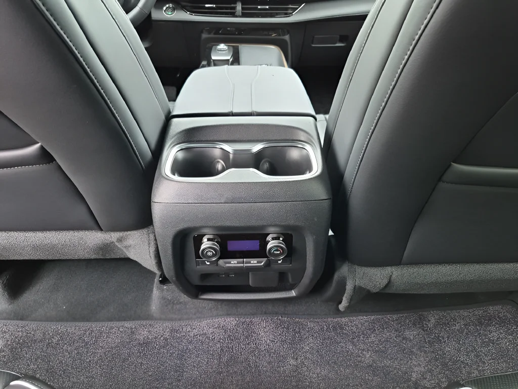 2026 Buick Enclave Avenir - Photo 33