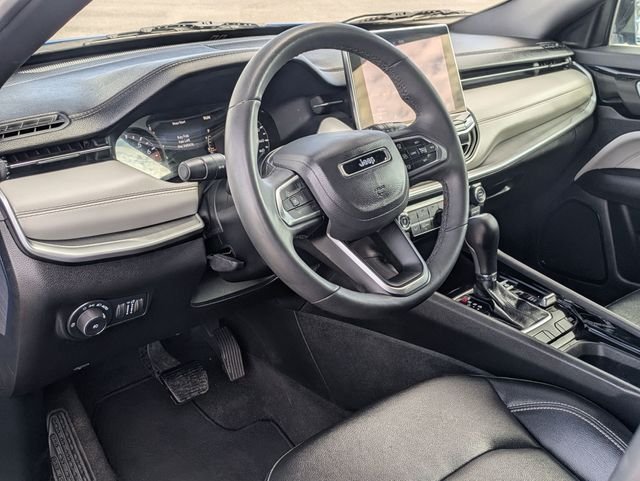 Used 2025 Blue Jeep Limited image 29