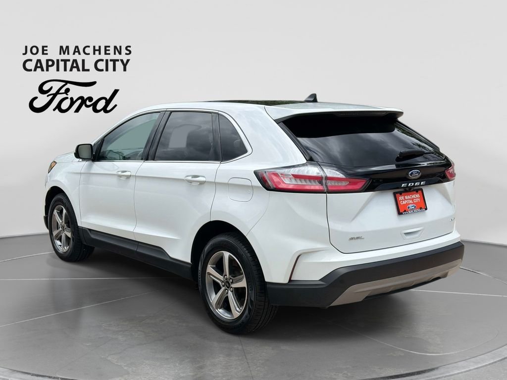 Used 2023 White Ford SEL image 7