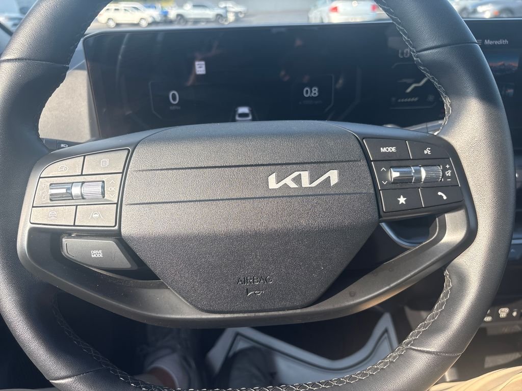 Used 2025 White Kia EX image 17
