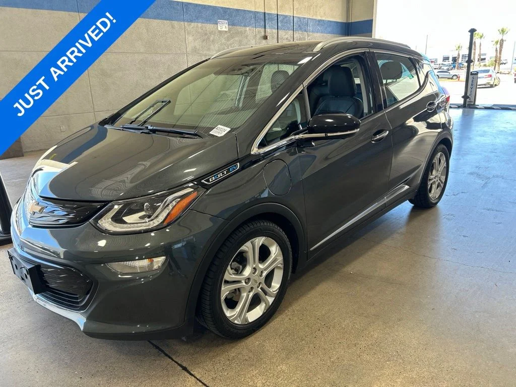 2020 Chevrolet Bolt EV Premier Auto's photo