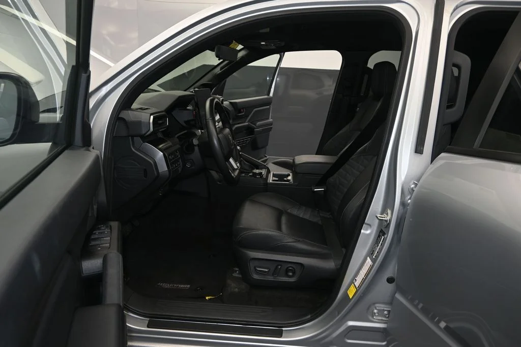 Used 2025  Toyota TRD Off-Road Premium image 17