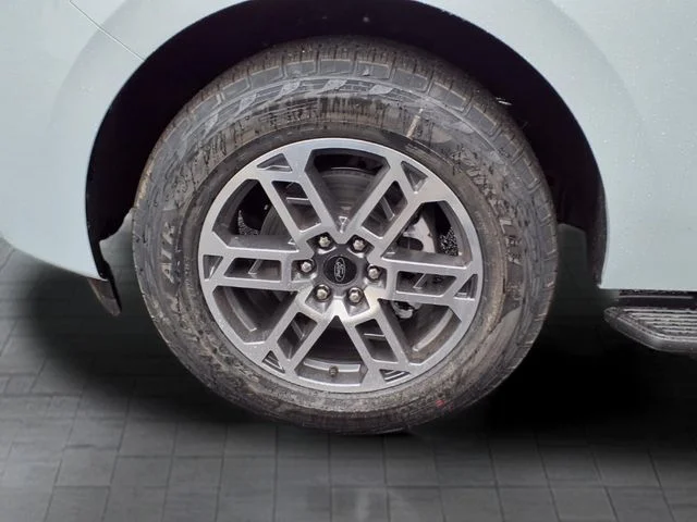 2026 Ford Expedition Active - Photo 7