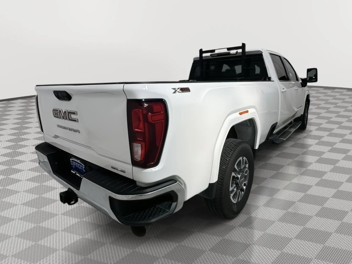 Used 2025 Summit White GMC SLE image 5
