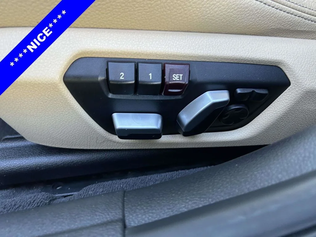 Used 2018 White BMW 340i image 15