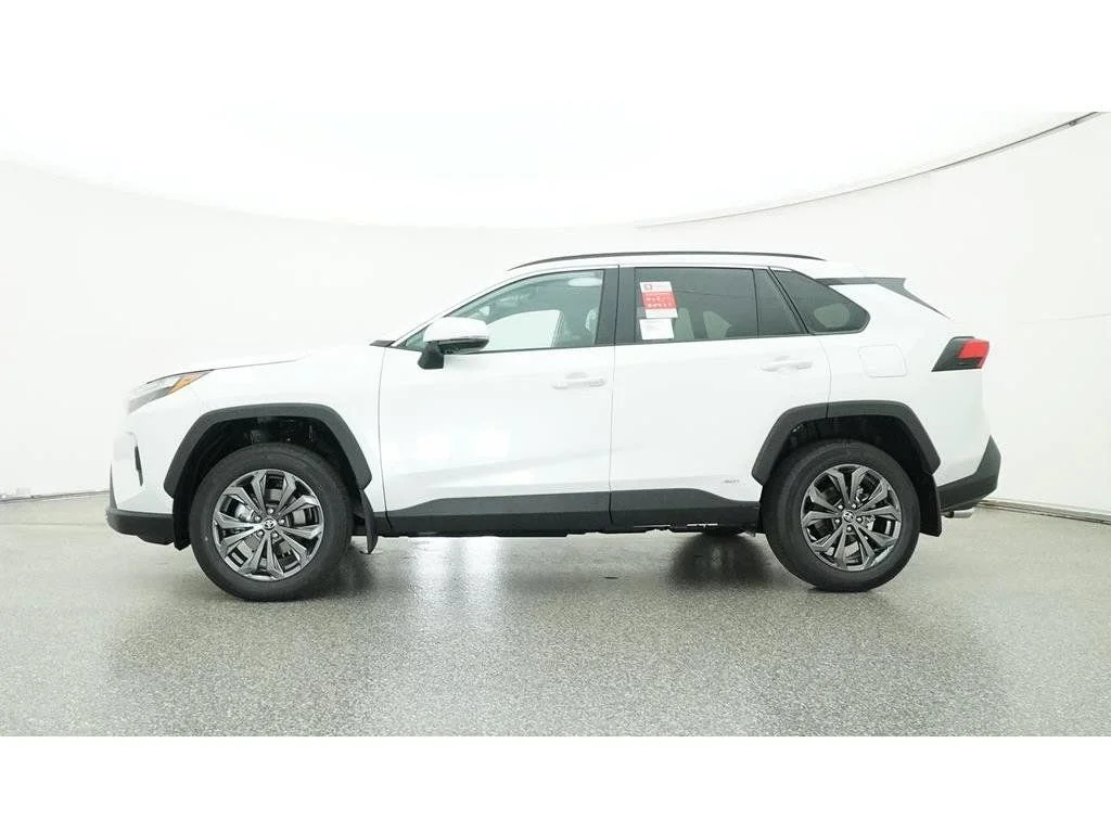 Used 2024 Beige Toyota Limited image 25