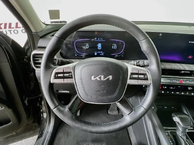 Used 2024 Black Kia EX image 12