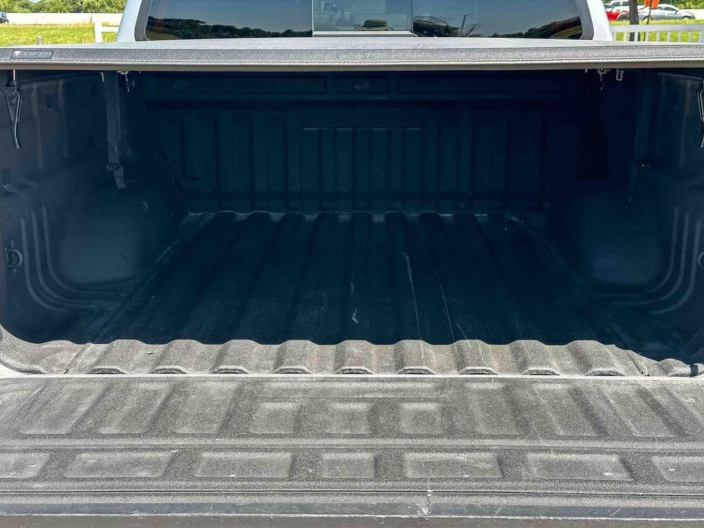 Used 2019 Silver Chevrolet ZR2 image 20