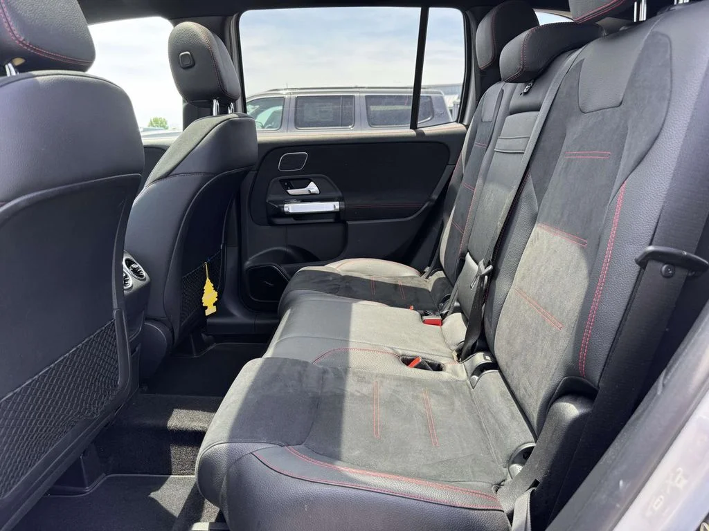 Used 2020 Gray Mercedes-Benz GLB 250 image 15