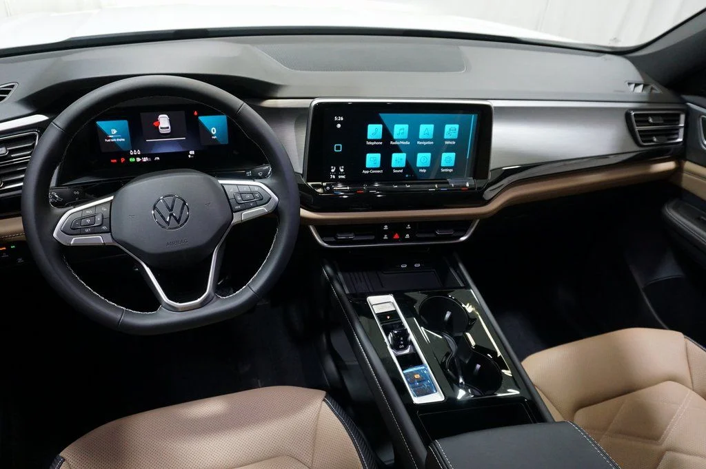 2025 Volkswagen Atlas Cross Sport SE w/Tech - Photo 13