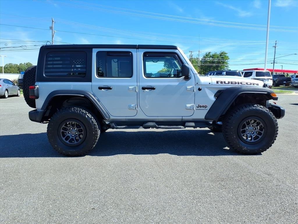 Used 2023 Silver Zynith Clearcoat Jeep Rubicon image 3