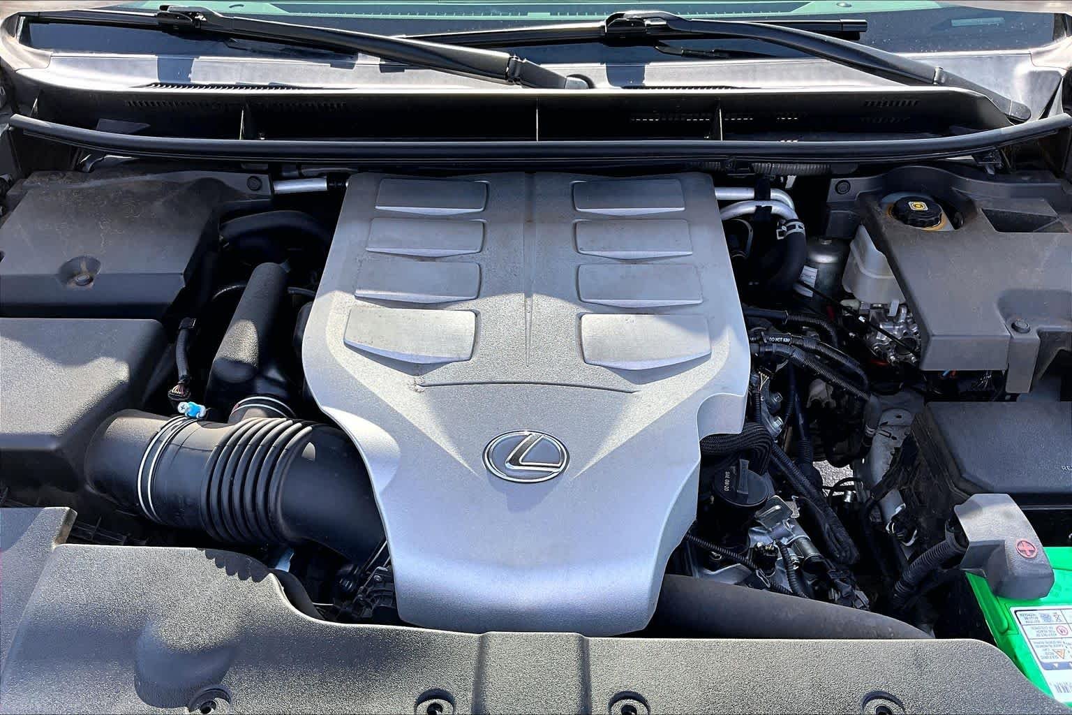 Used 2019 Starfire Pearl Lexus Premium image 32