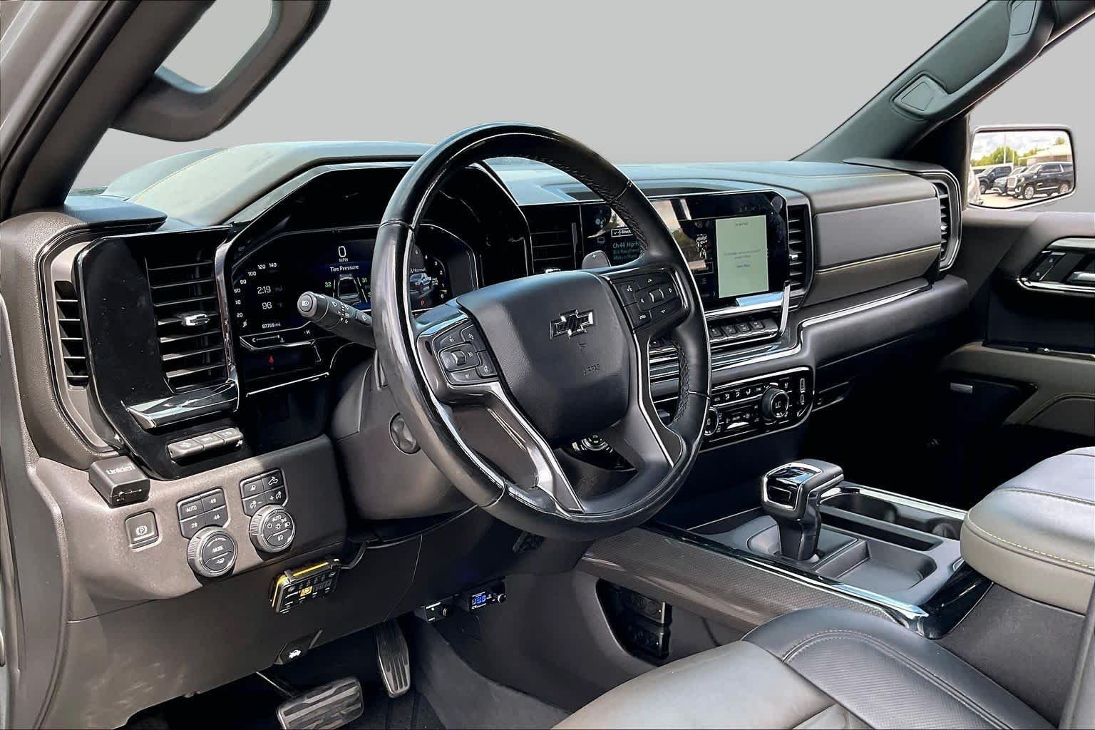 Used 2023 STERLING GRAY METALLIC Chevrolet ZR2 image 16