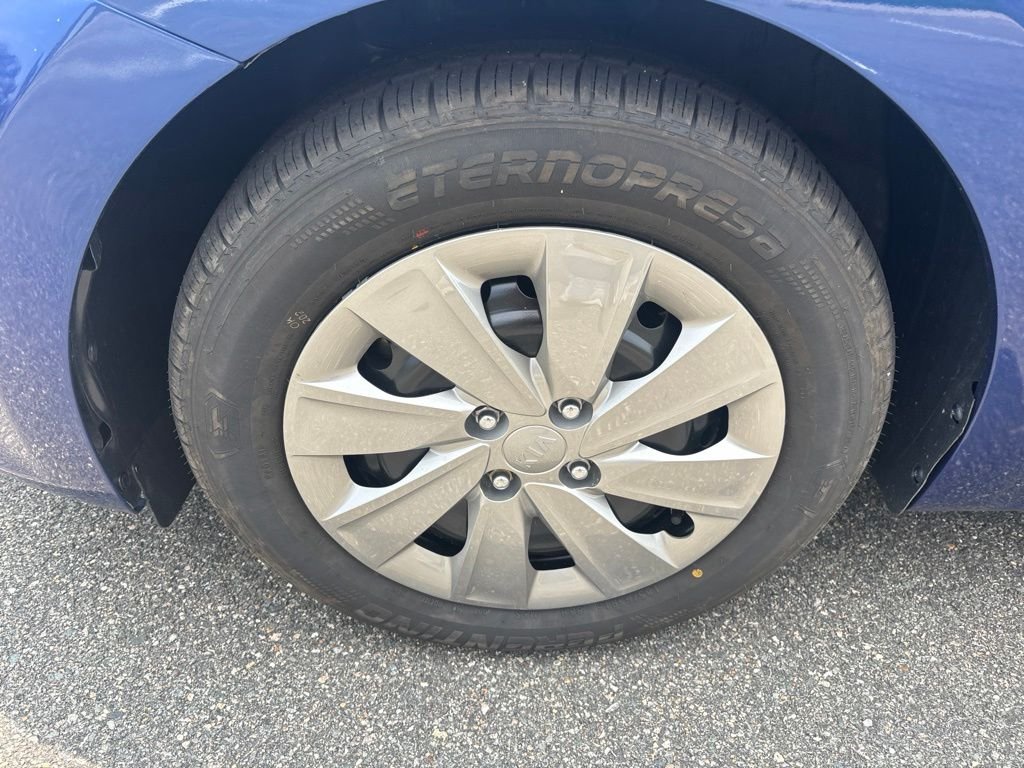 Used 2019 Blue Kia S image 12