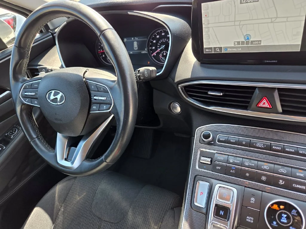 Used 2023 Silver Hyundai SEL image 31