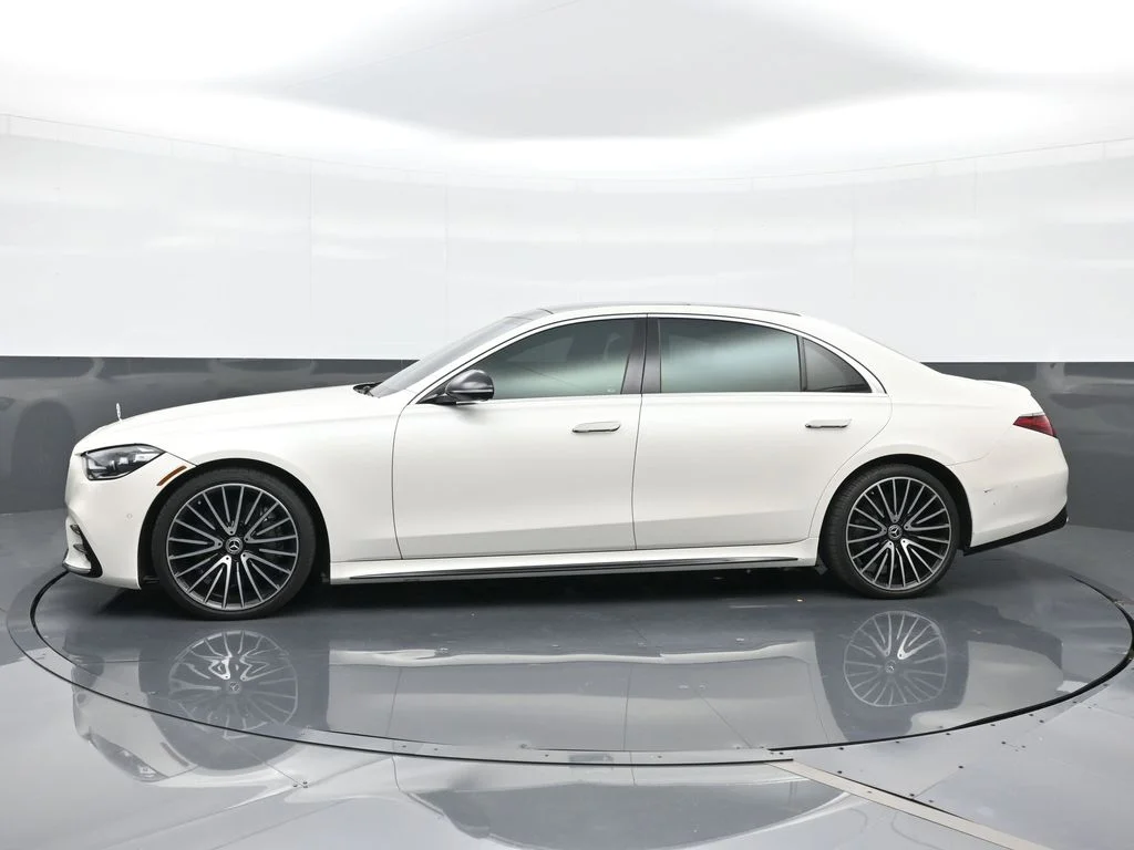 Used 2022  Mercedes-Benz S 500 image 3