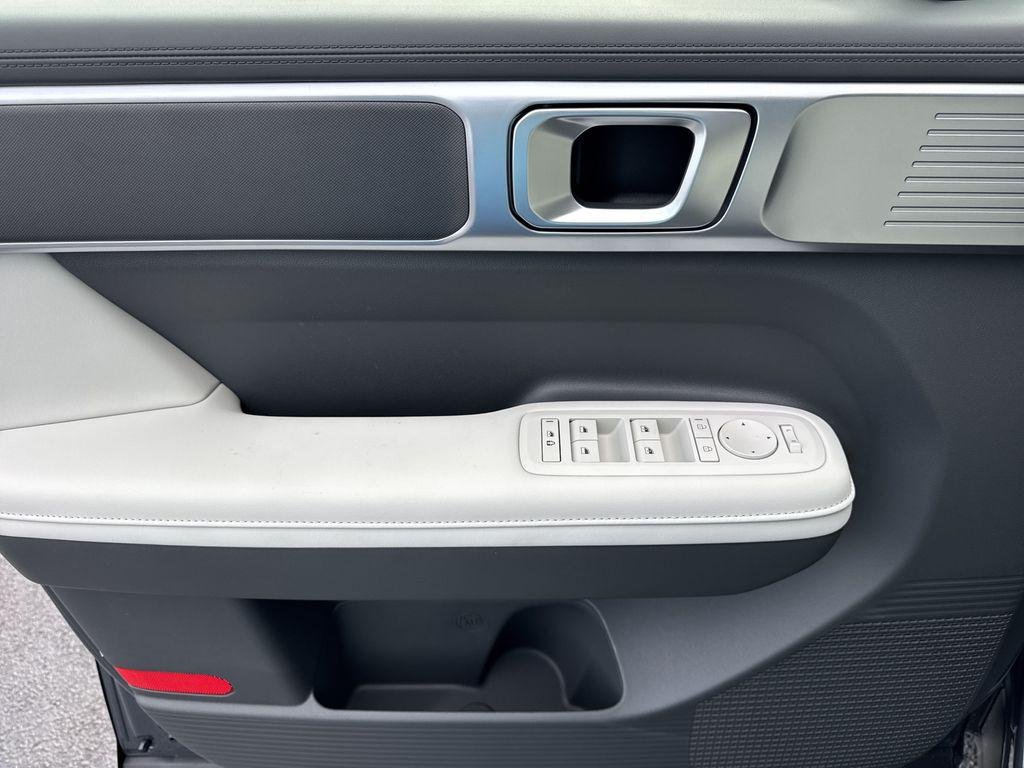 New 2026 Gray Hyundai SEL FWD image 10