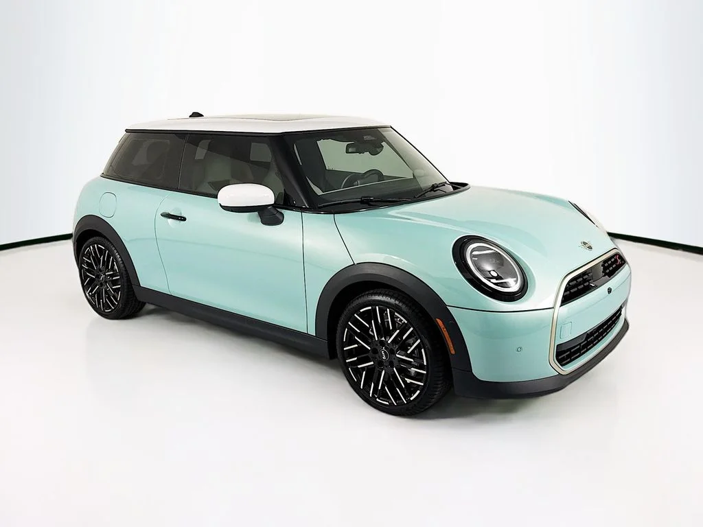 New 2026 Ocean Wave Green Metallic MINI Iconic image 3