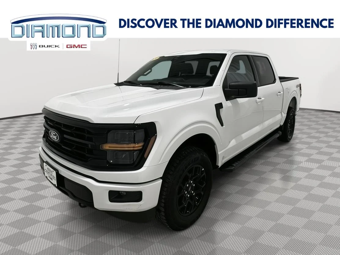 Used 2025 Oxford White Ford XLT image 1