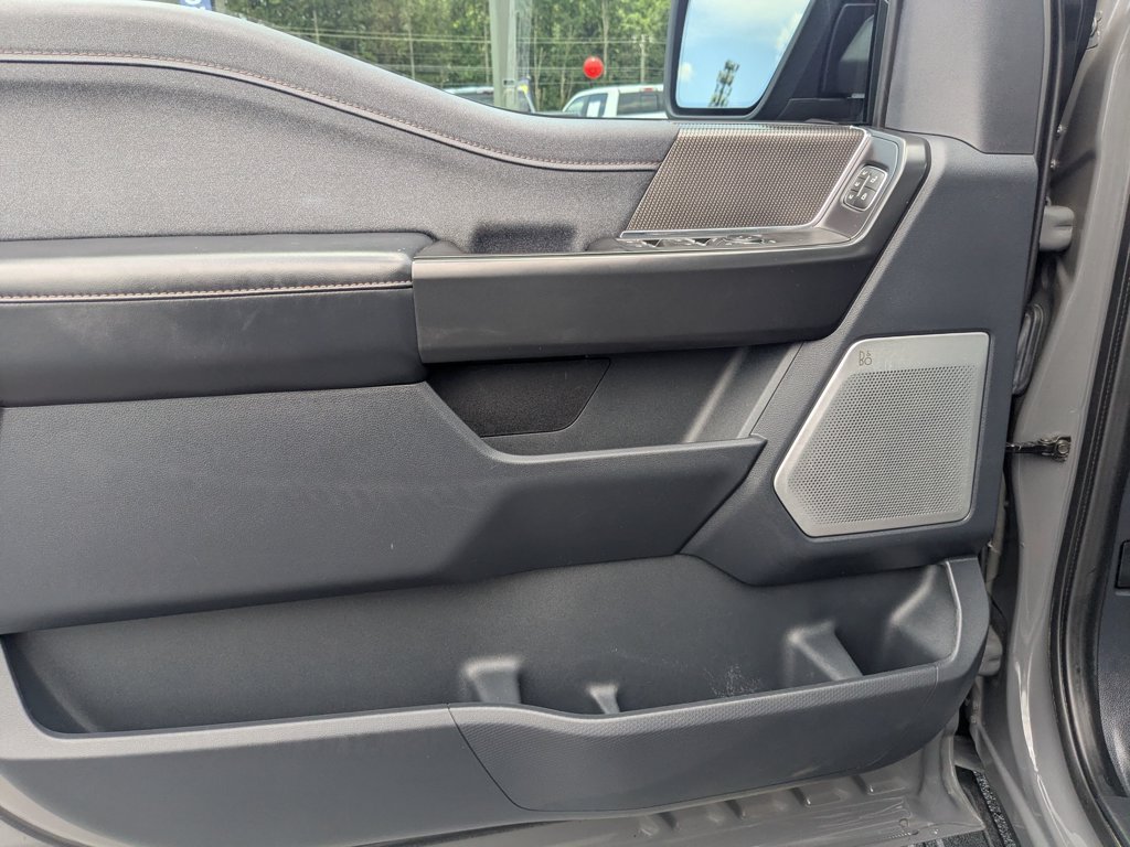 Used 2021  Ford Raptor image 11