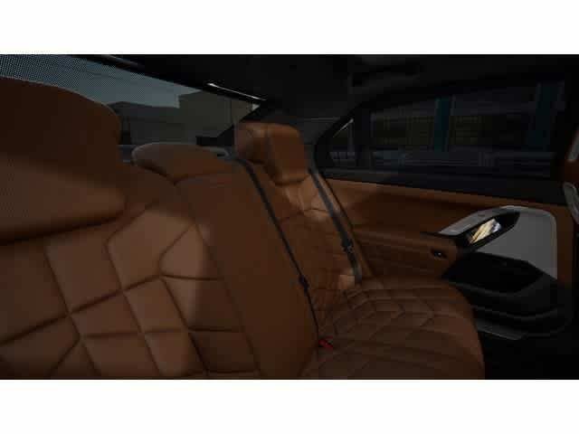New 2026 Brooklyn Grey Metallic BMW 750e xDrive image 11