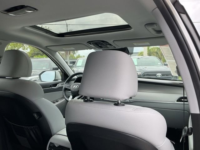 Used 2021 Silver Hyundai SEL image 41
