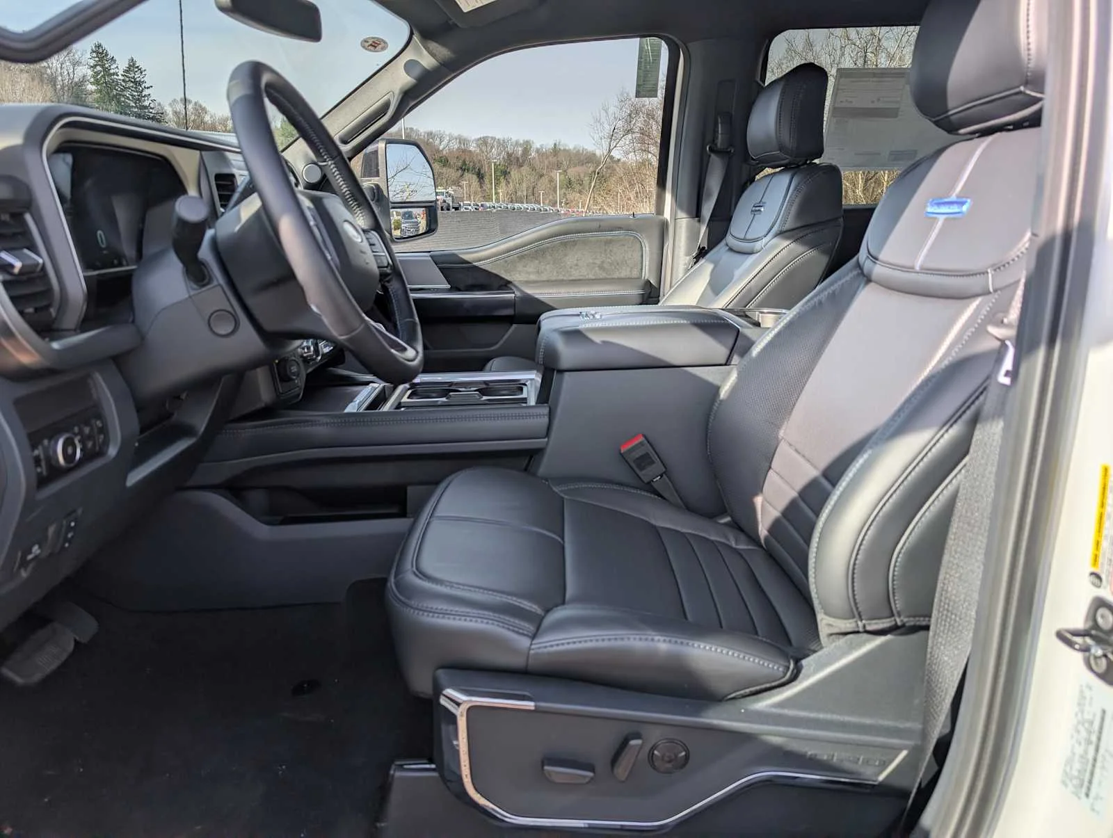 New 2026 Star White Metallic Tri-Coat Ford F-250® Platinum® image 4