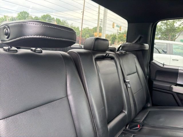 Used 2017 Magnetic Ford Lariat image 19