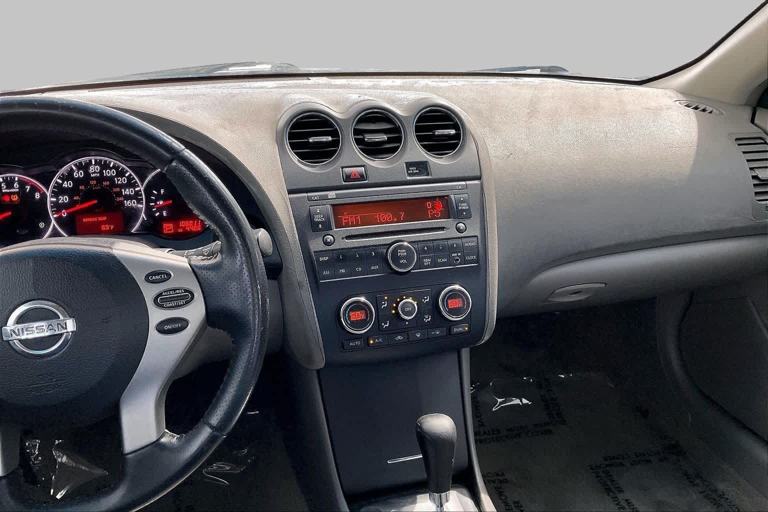 Used 2010 Super Black Nissan 2.5 S image 6