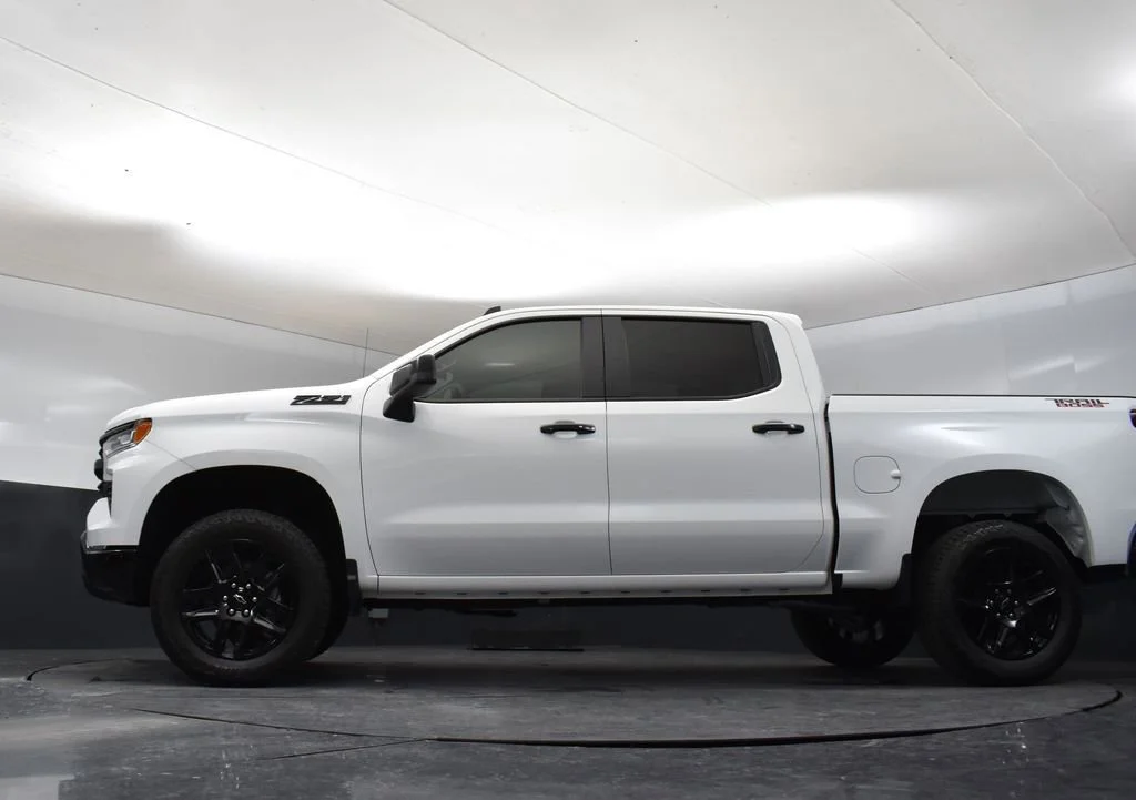 New 2026 Summit White Chevrolet LT Trail Boss image 32