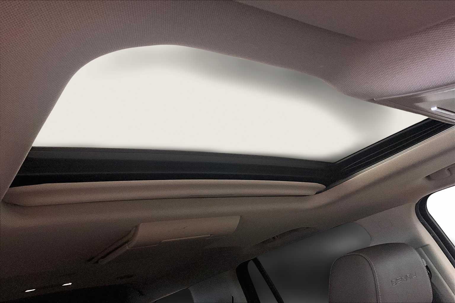Used 2017 Summit White GMC Denali image 13