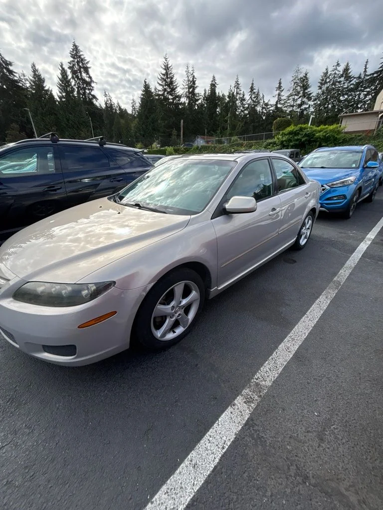 Used 2007 Smokestone Mazda i Touring image 2