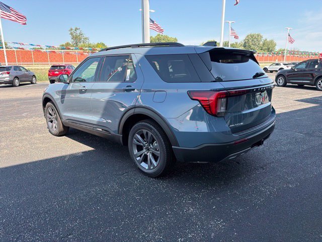 New 2026 Vapor Blue Metallic Ford Active image 25